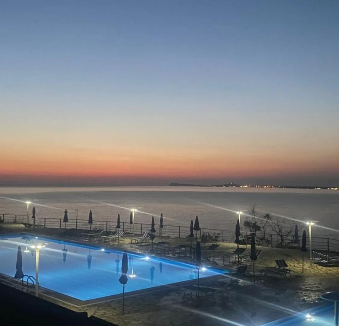 Amazing View! B & C New Apartment In Vlora