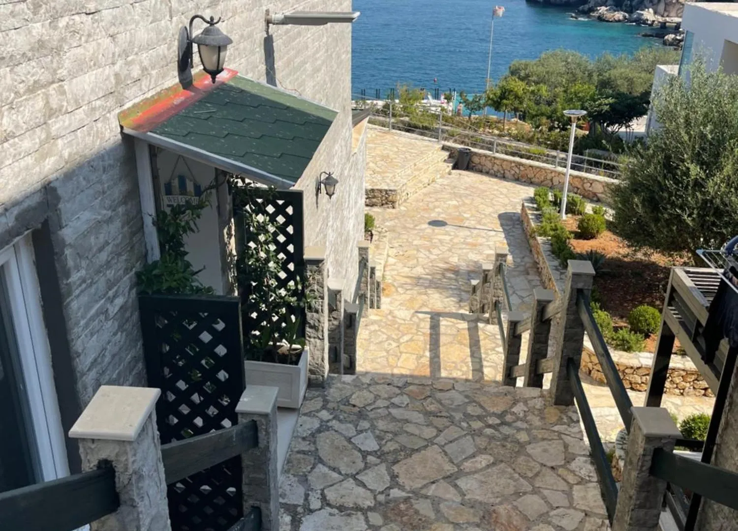 Amazing View! B & C New Apartment In Vlora