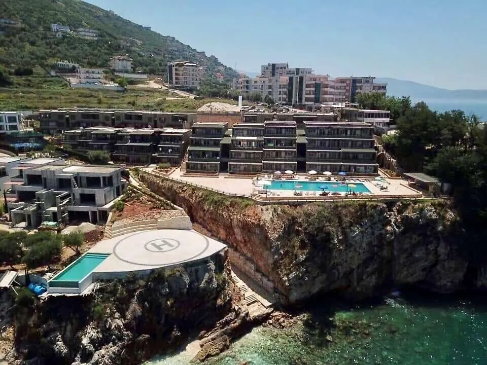 Amazing View! B & C New Apartment In Vlora 0*, Avlonya